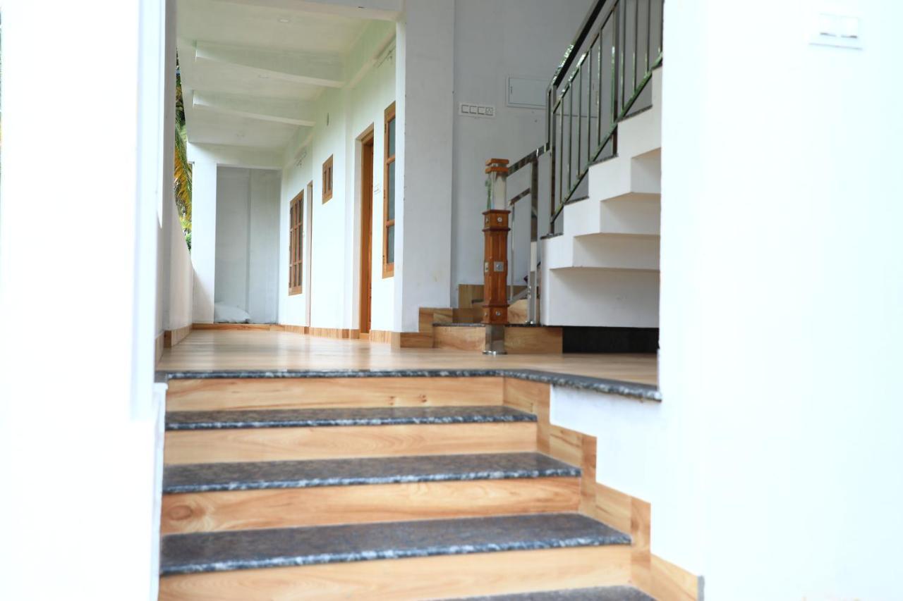 Water Gate Tourist Home And Resorts Mundrothuruth Exterior photo