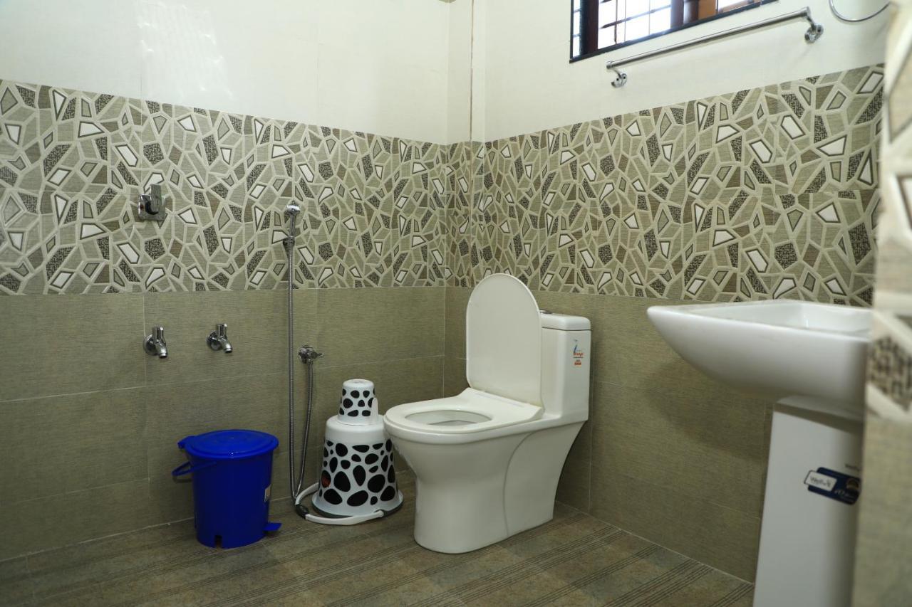 Water Gate Tourist Home And Resorts Mundrothuruth Exterior photo