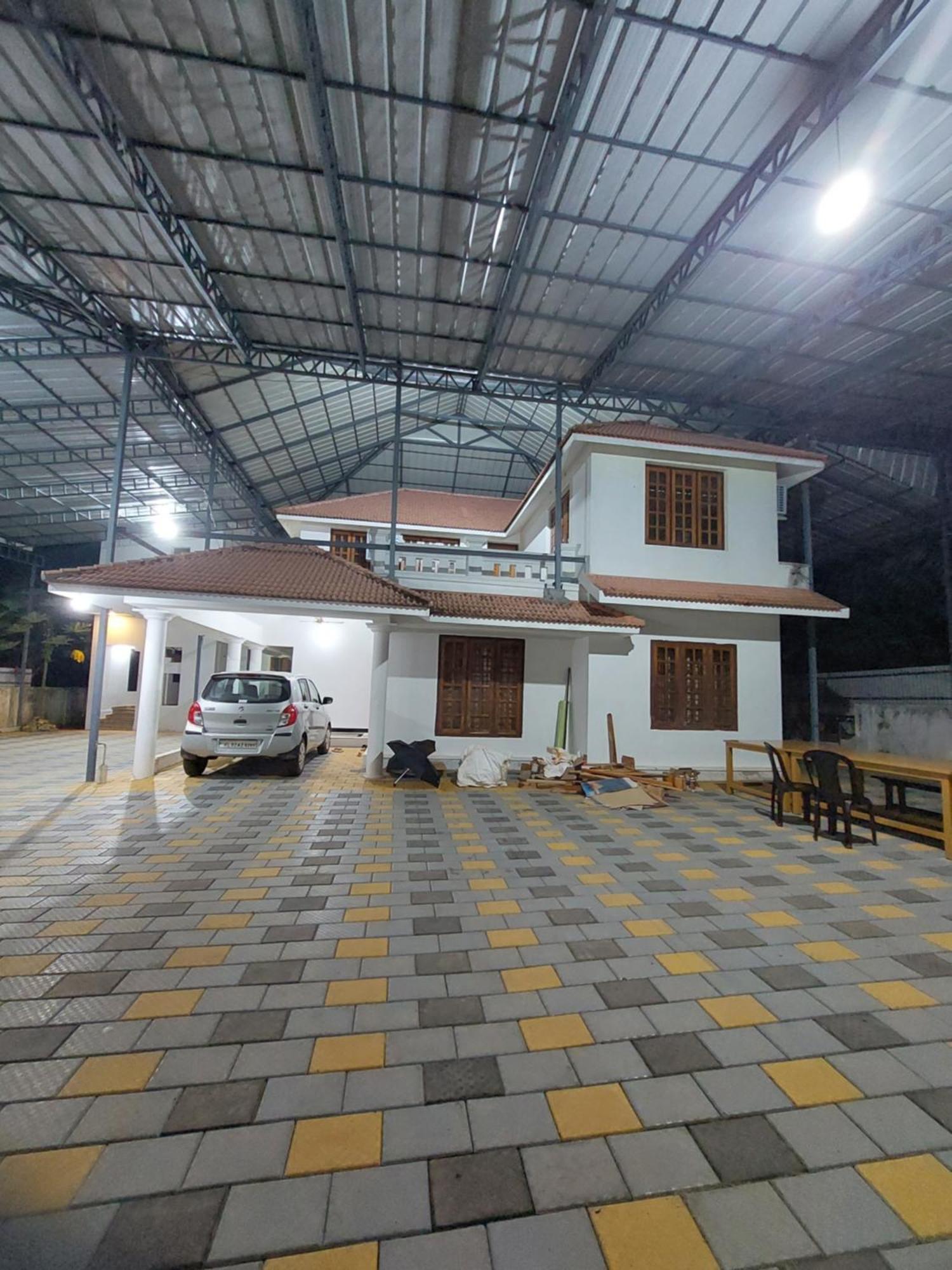 Water Gate Tourist Home And Resorts Mundrothuruth Exterior photo